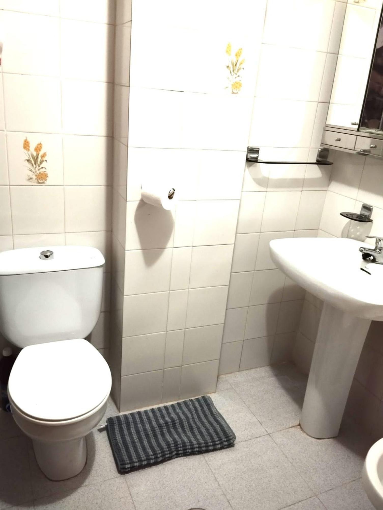 Room In Shared Apartment With Parking Almuñécar エクステリア 写真