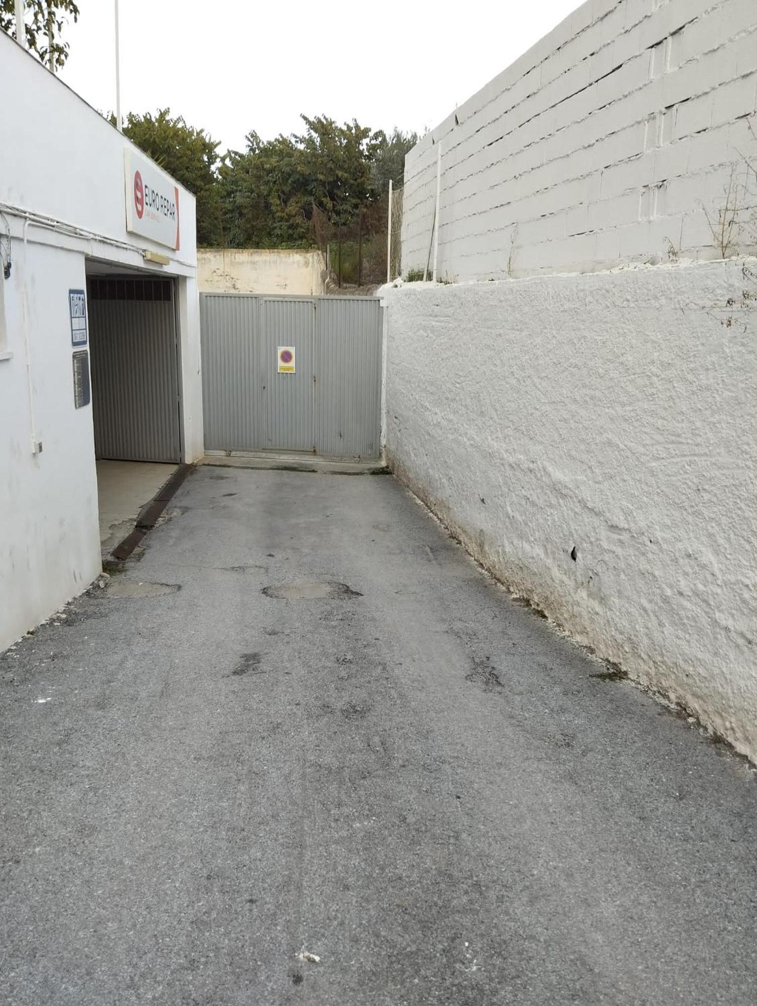 Room In Shared Apartment With Parking Almuñécar エクステリア 写真