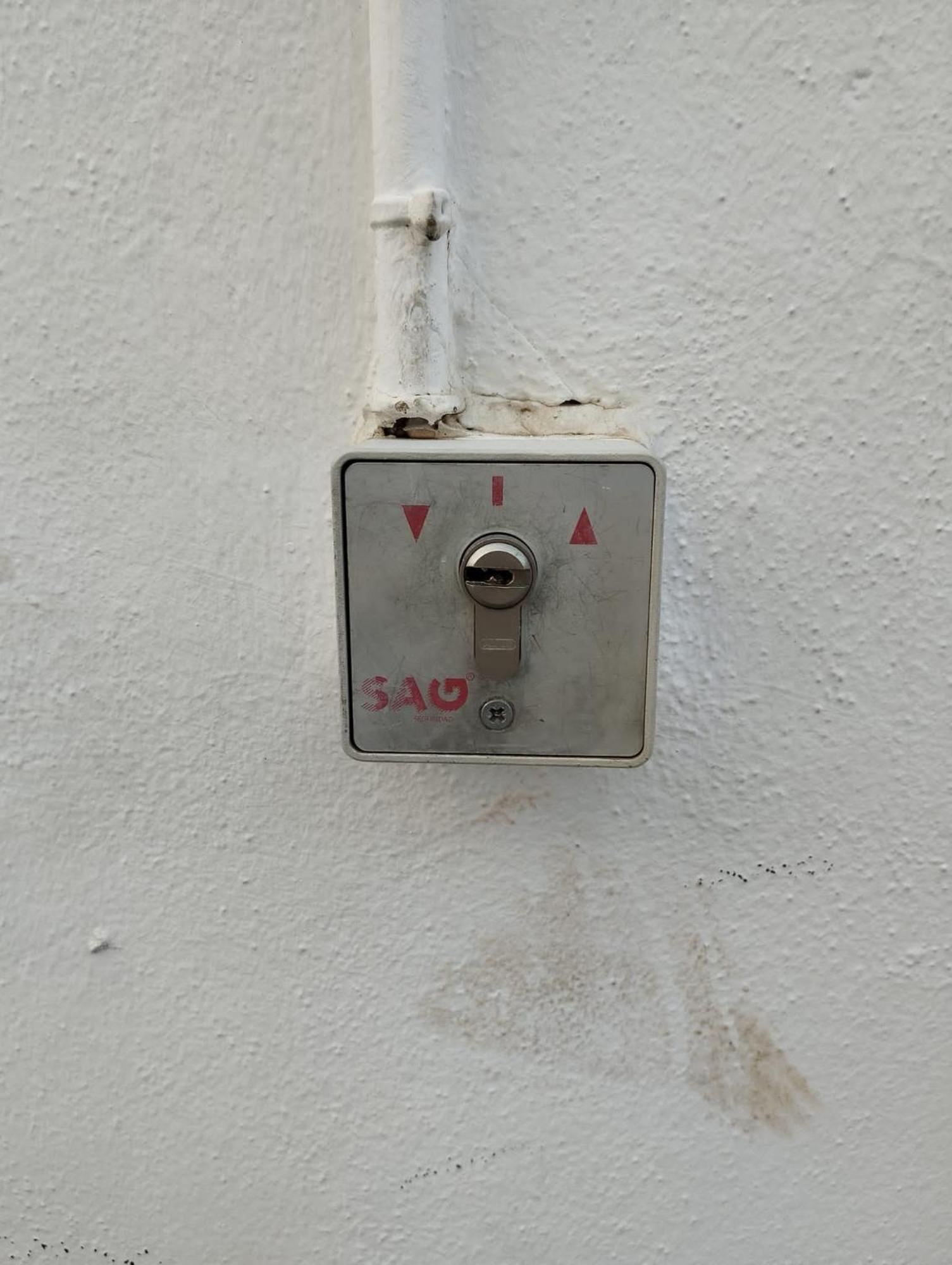 Room In Shared Apartment With Parking Almuñécar エクステリア 写真